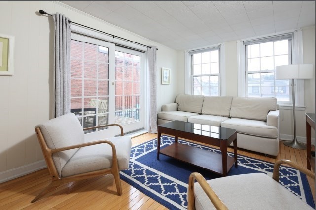 296 Malrborough St # 7 Property Photo 1