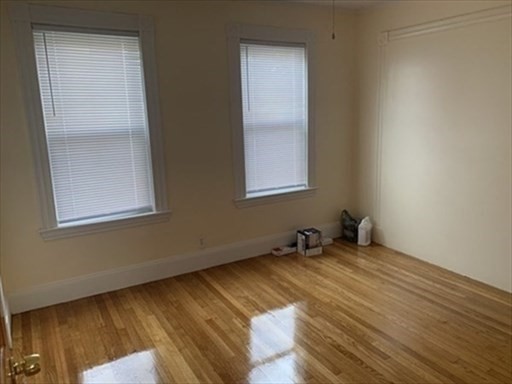 32 Harding Ave Property Photo 3