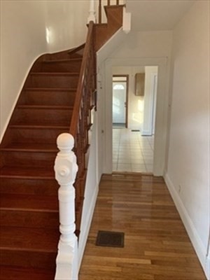 32 Harding Ave Property Photo 15