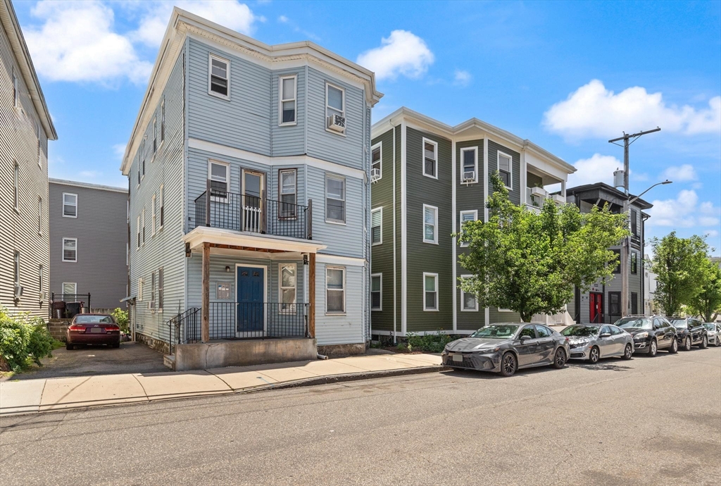 95 Malden Street Property Photo 3