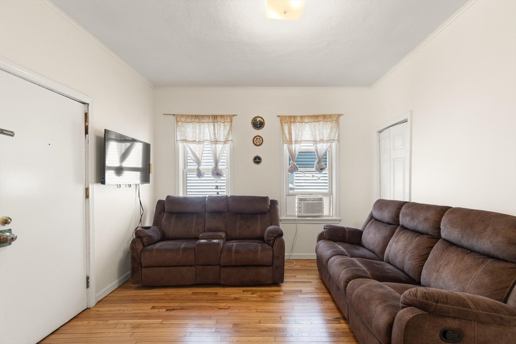 95 Malden Street Property Photo 7