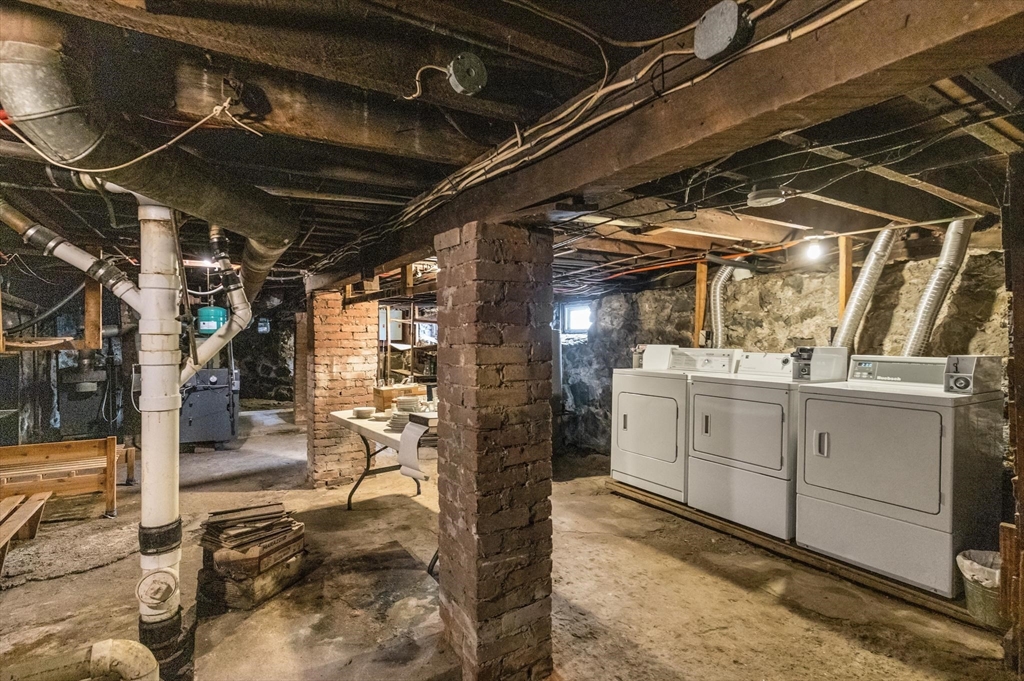95 Malden Street Property Photo 34