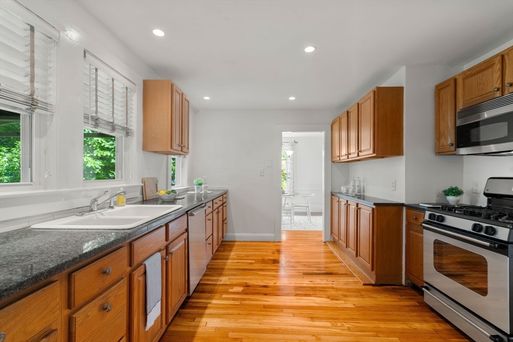 10 Creeley Rd. # 10 Property Photo 11