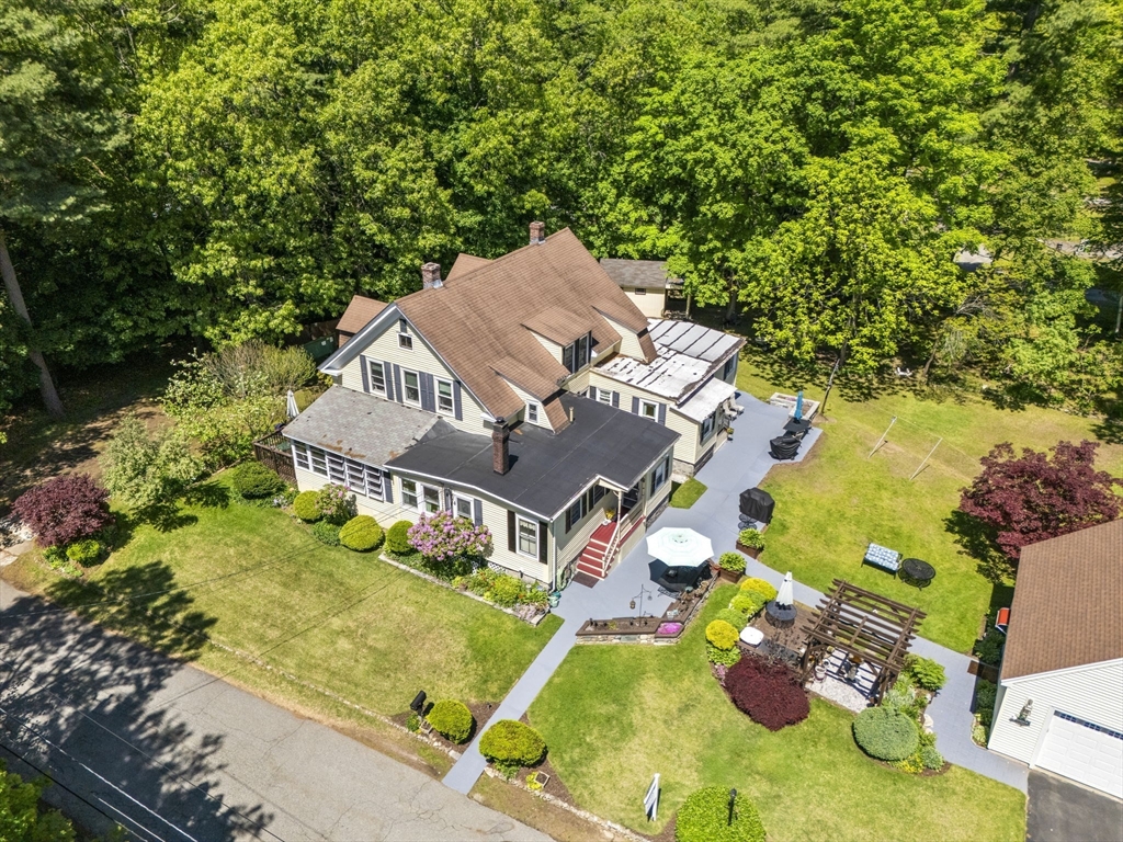 14 Naylor Ave Property Photo 1