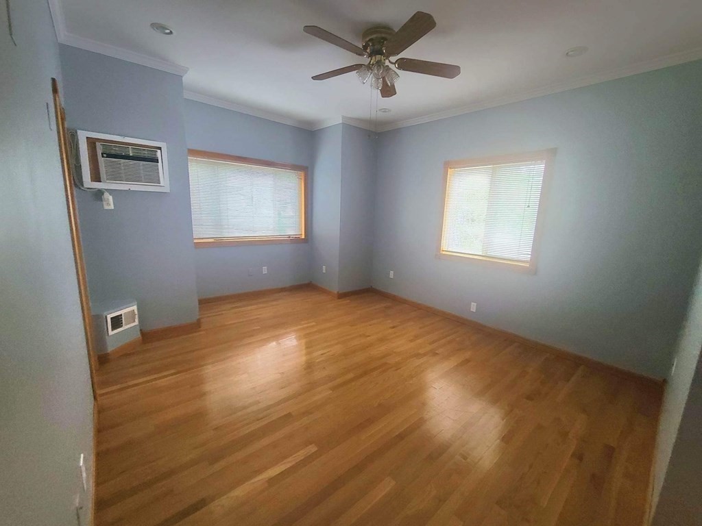 34 Florence St. # 2 Property Photo 5