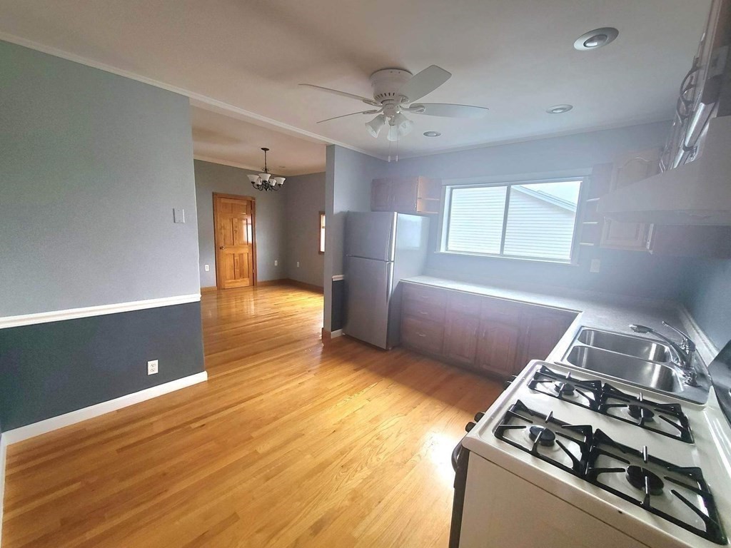 34 Florence St. # 2 Property Photo 11