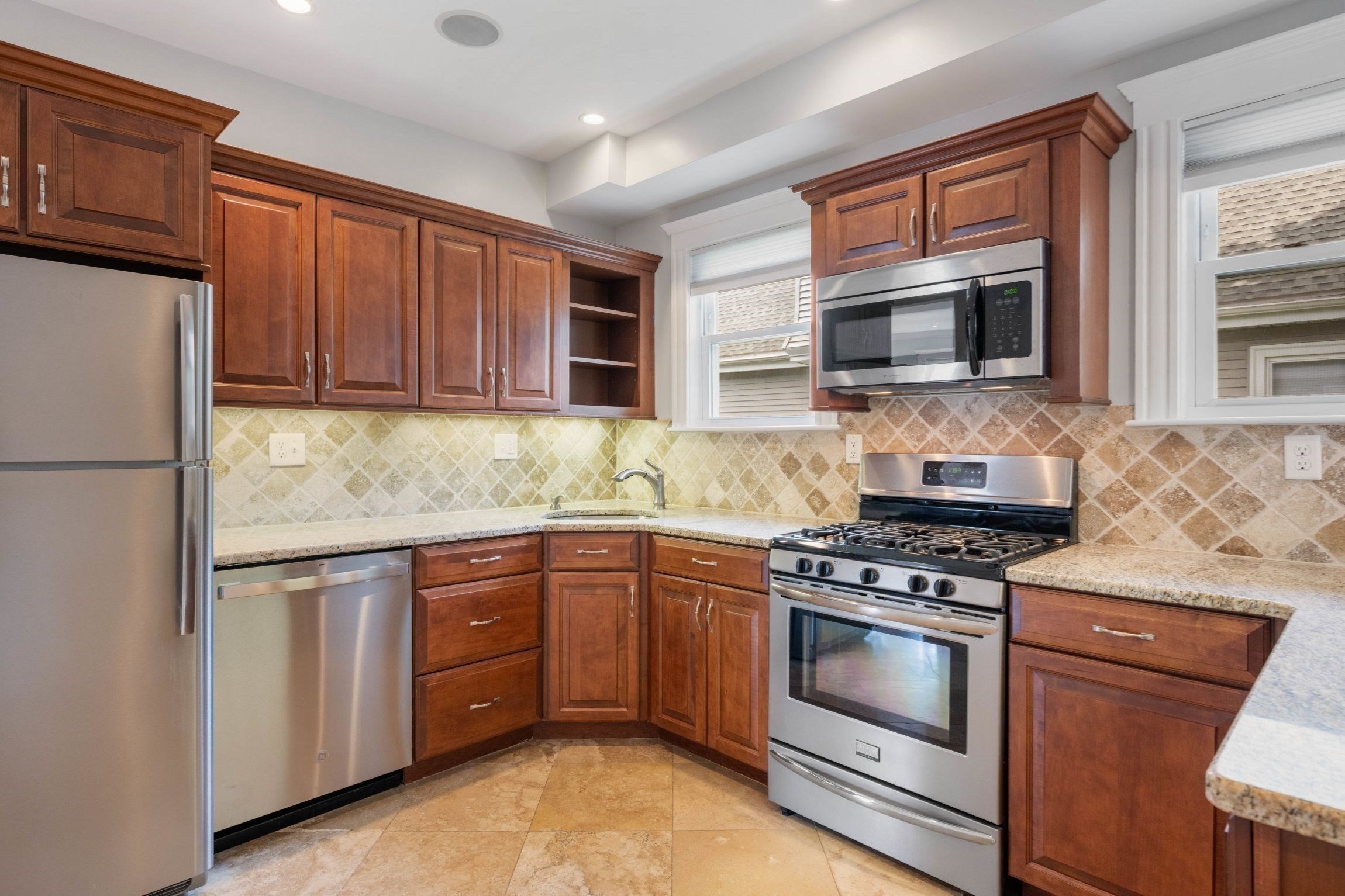 15 Haslet St # 2 Property Photo 8