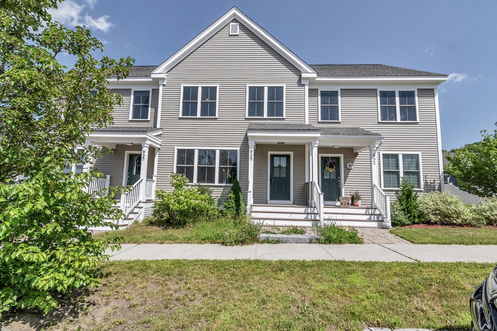 92 Grant Rd # B Property Photo 1