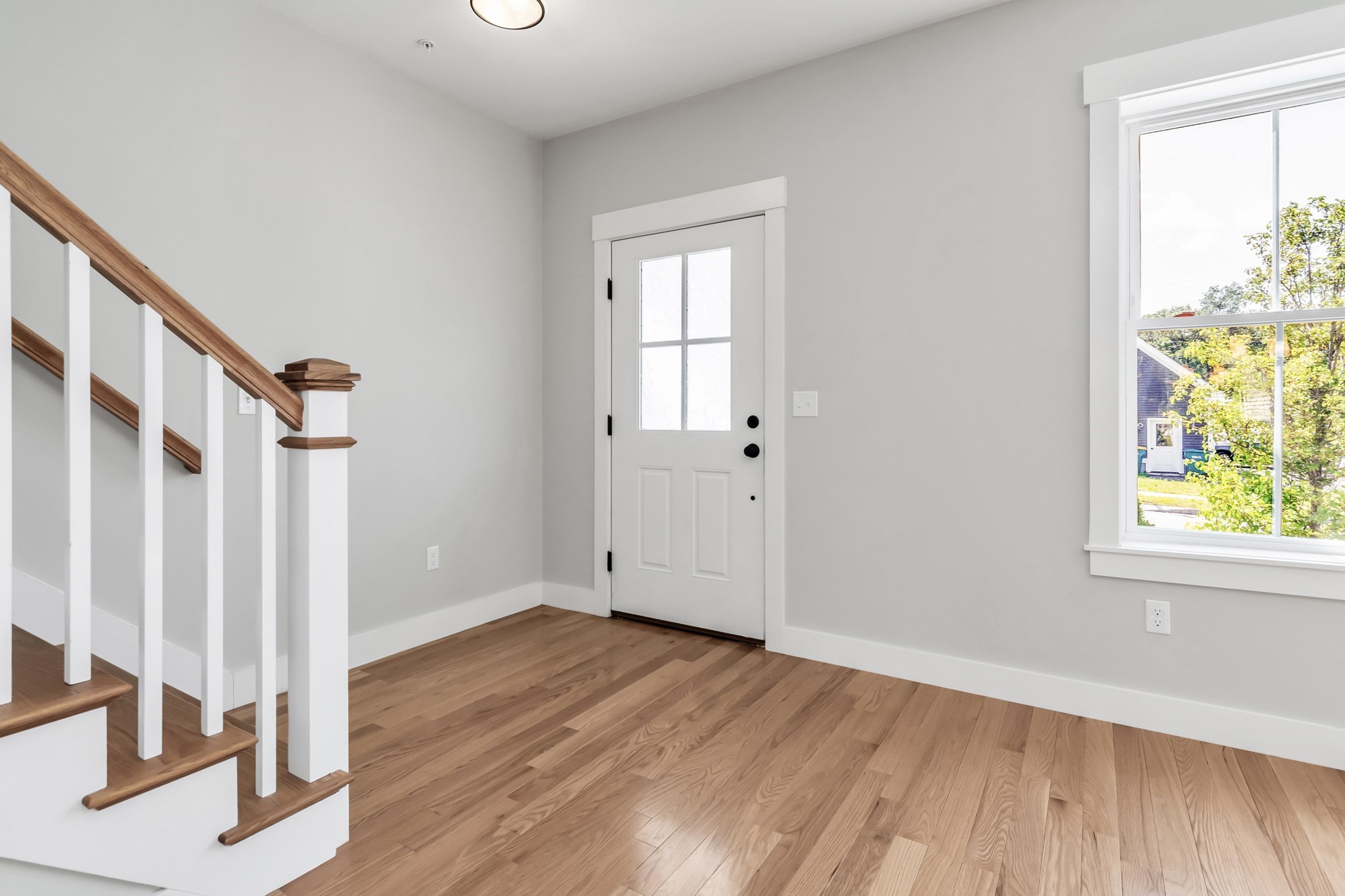 92 Grant Rd # B Property Photo 4