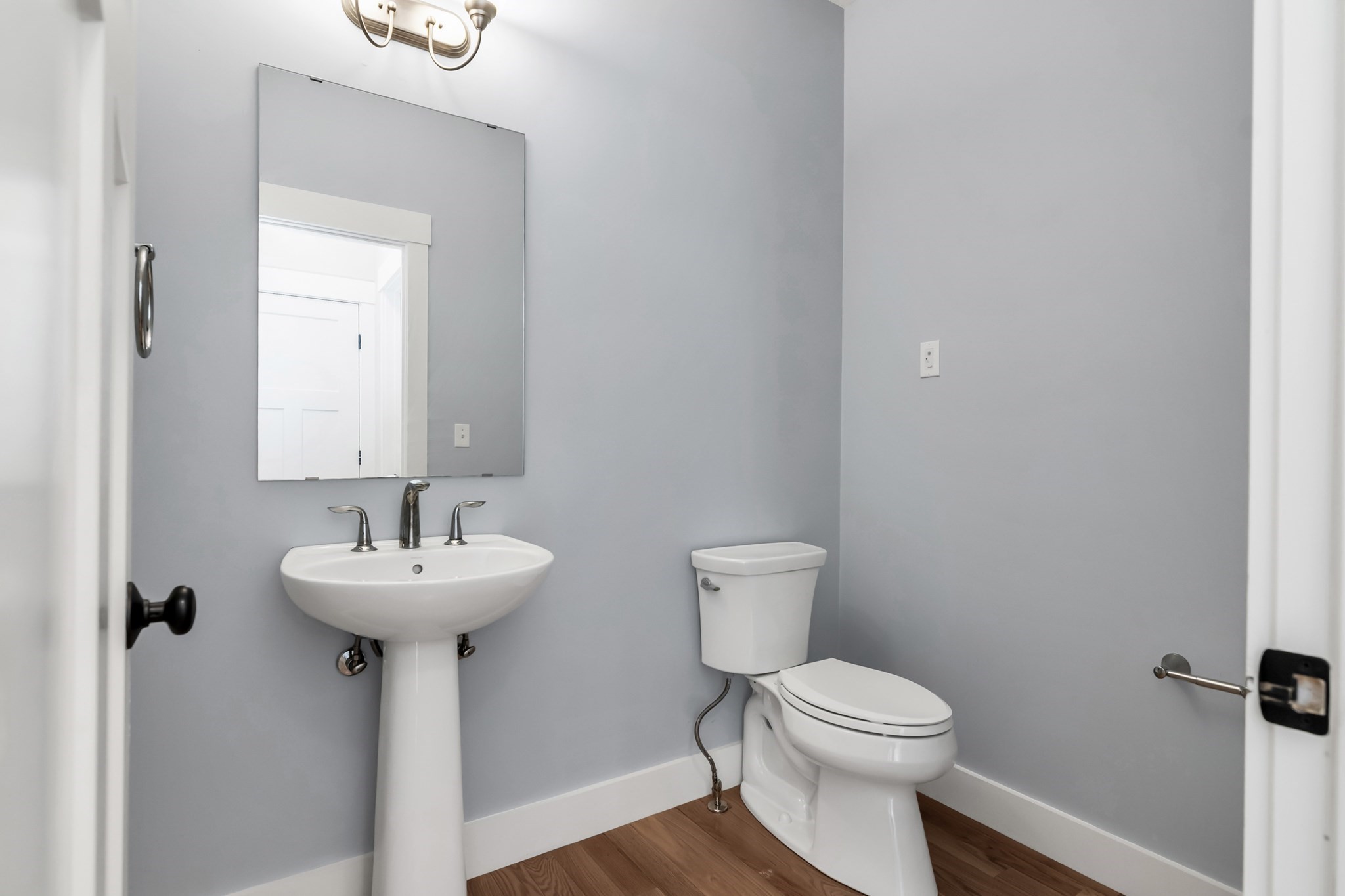 92 Grant Rd # B Property Photo 10