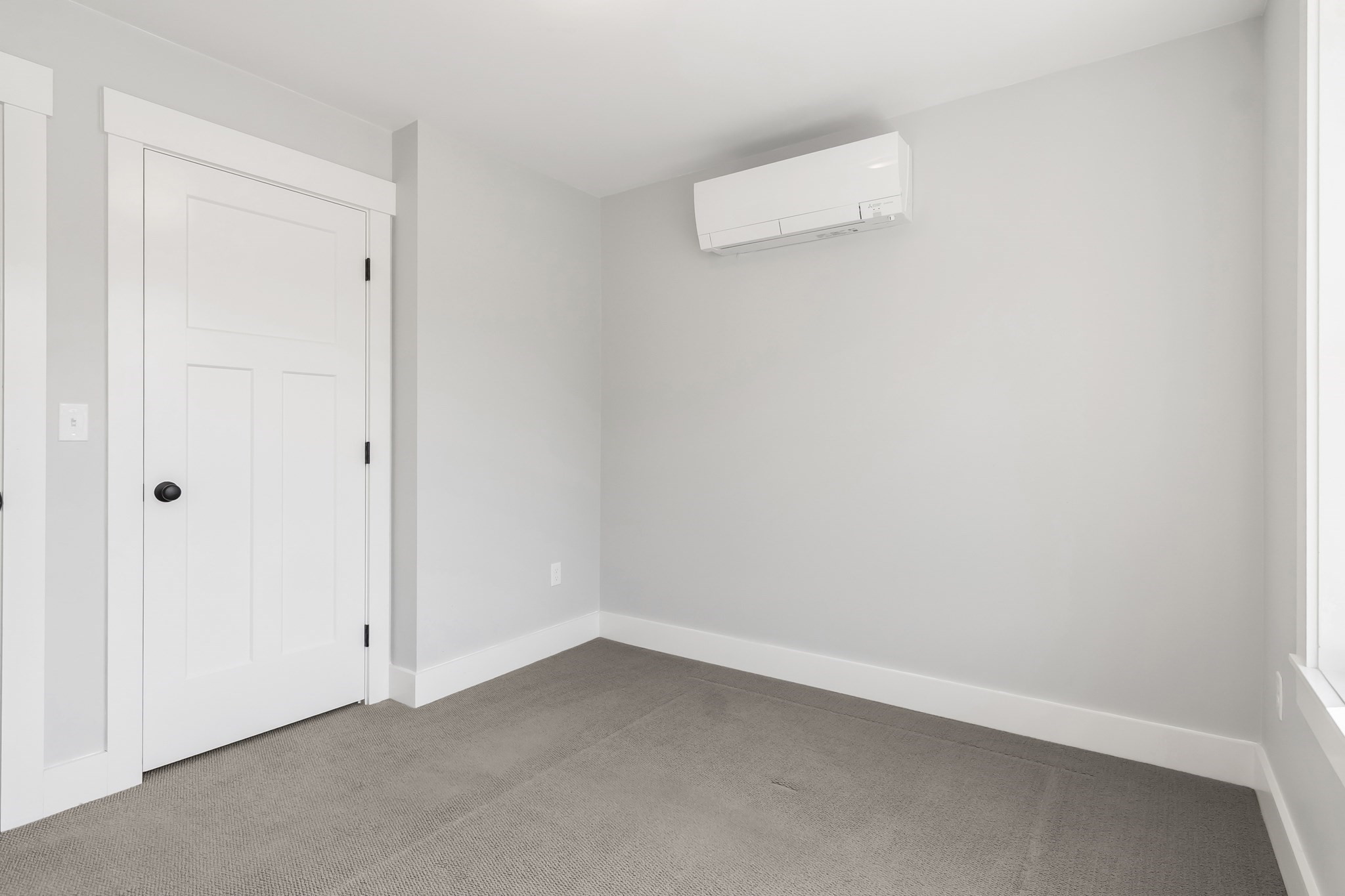 92 Grant Rd # B Property Photo 19