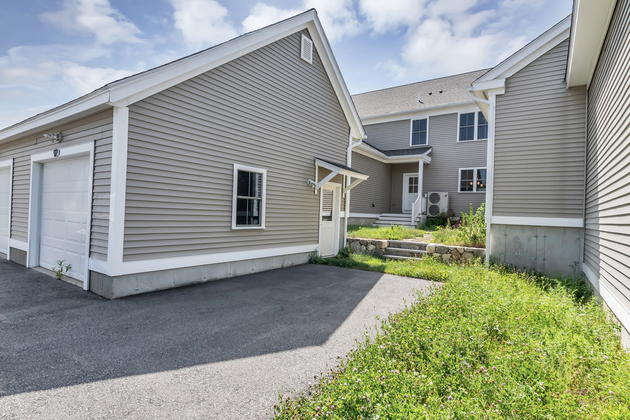92 Grant Rd # B Property Photo 33