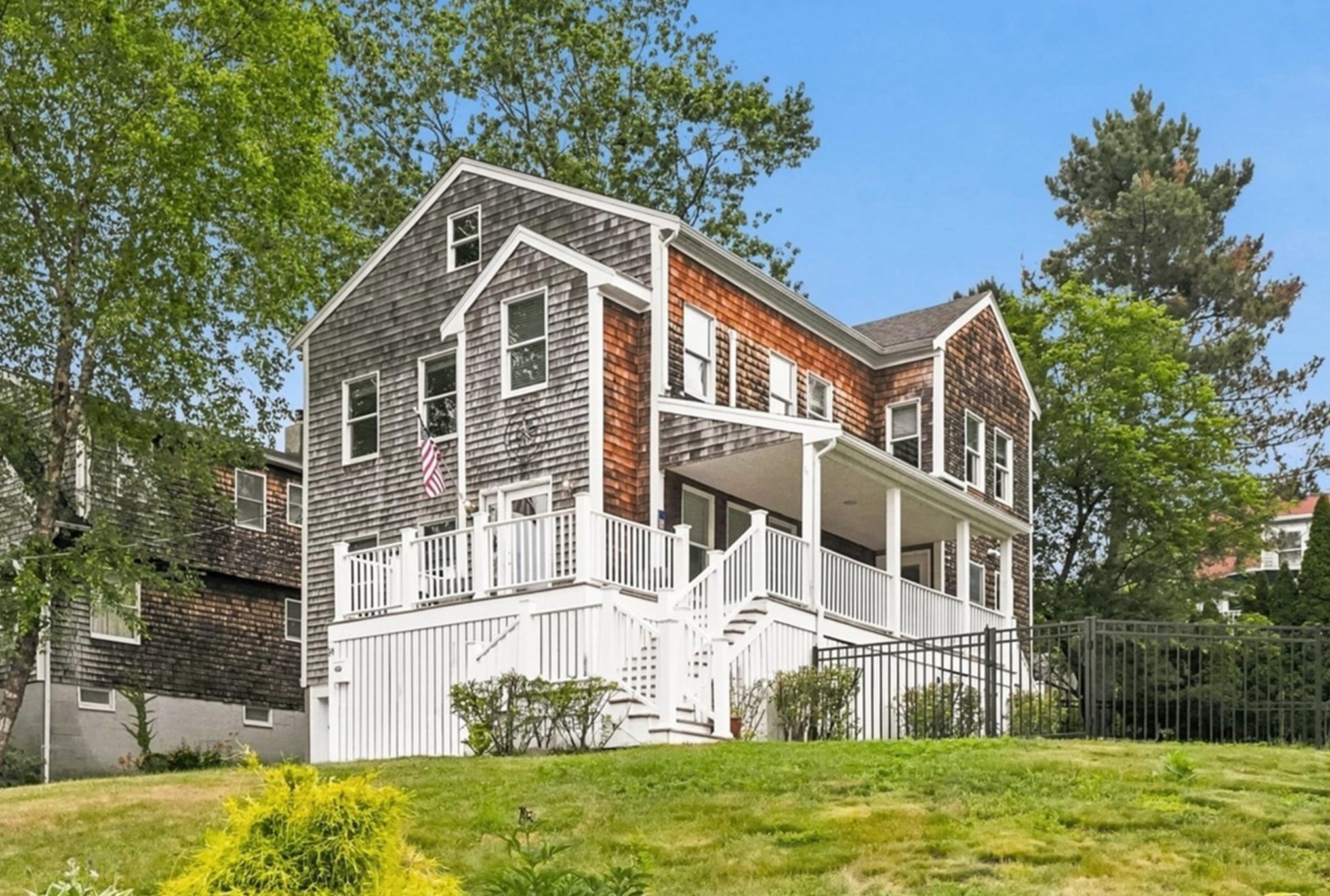 14 Willow Road