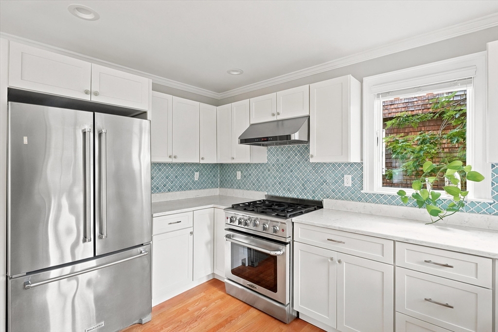 14 Willow Road Property Photo 6