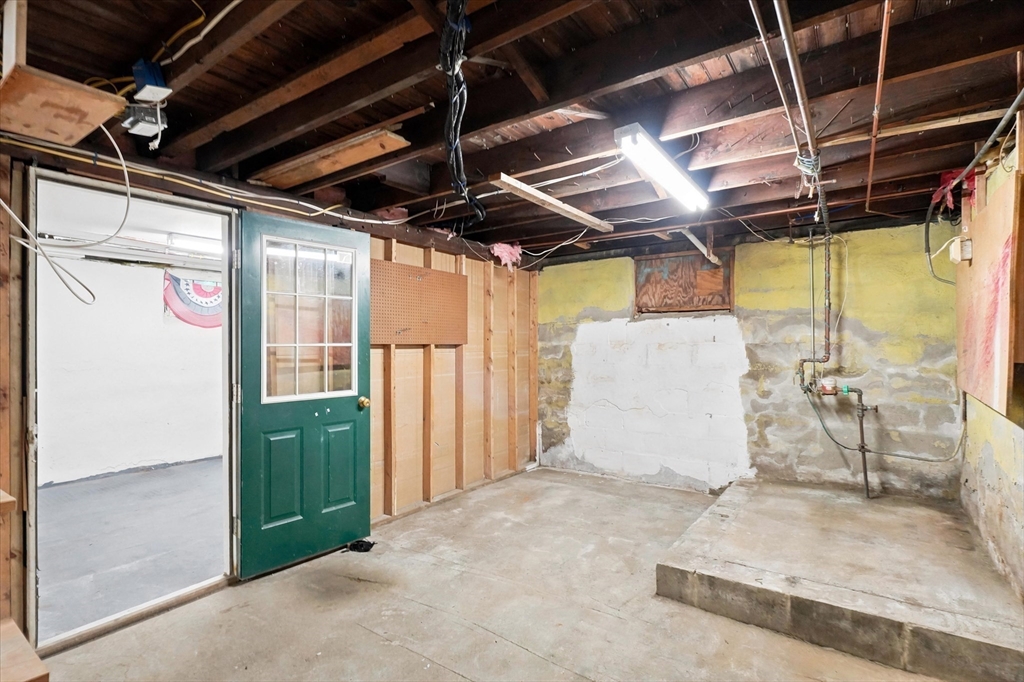 14 Willow Road Property Photo 30