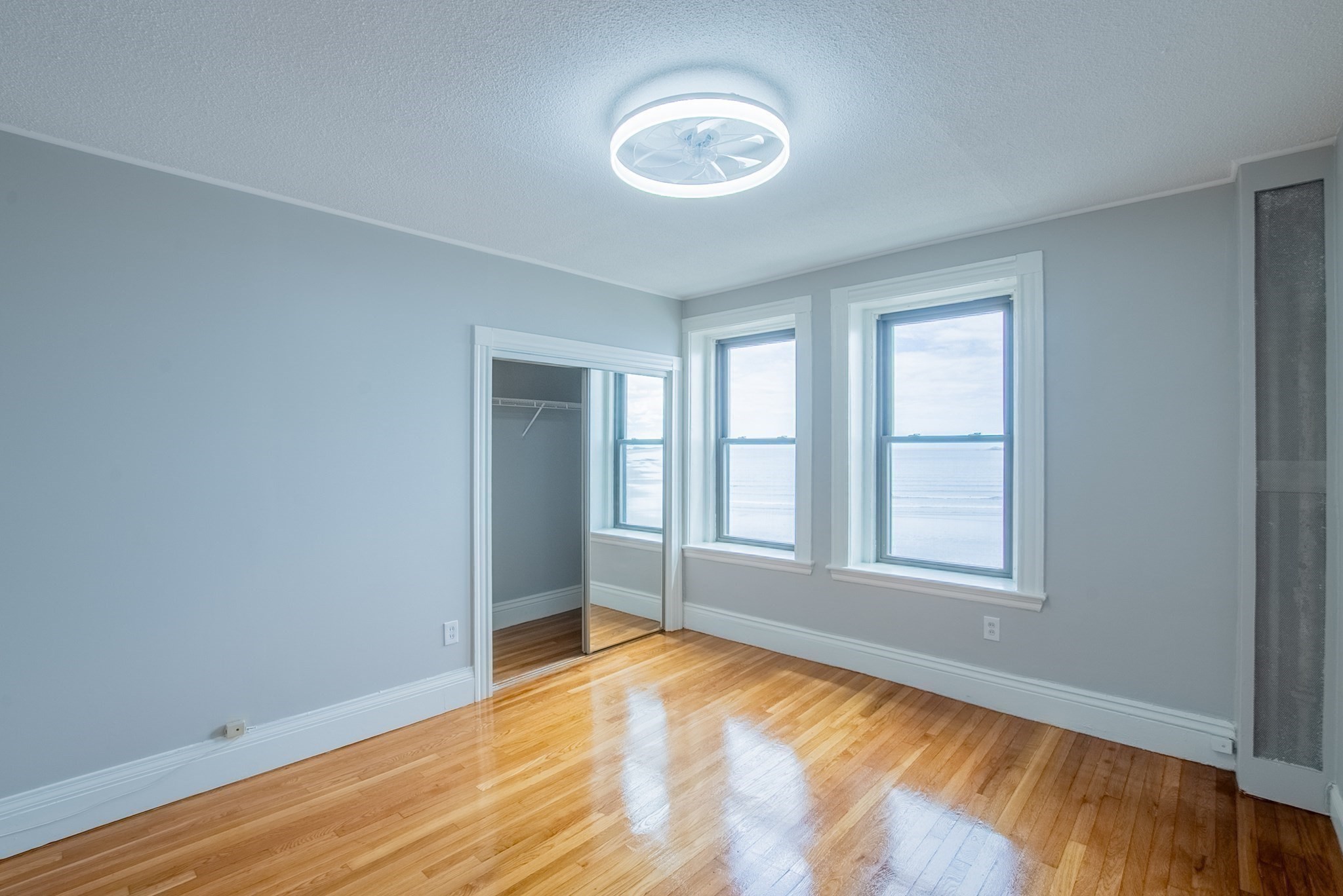 285 Lynn Shore Dr. # 302 Property Photo 16