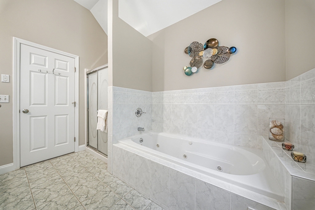 4 Juneberry Ln Property Photo 26