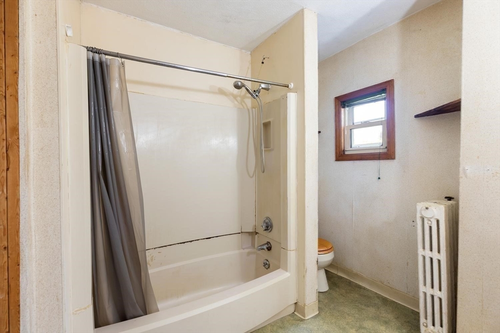 12 Lookout St. Property Photo 19