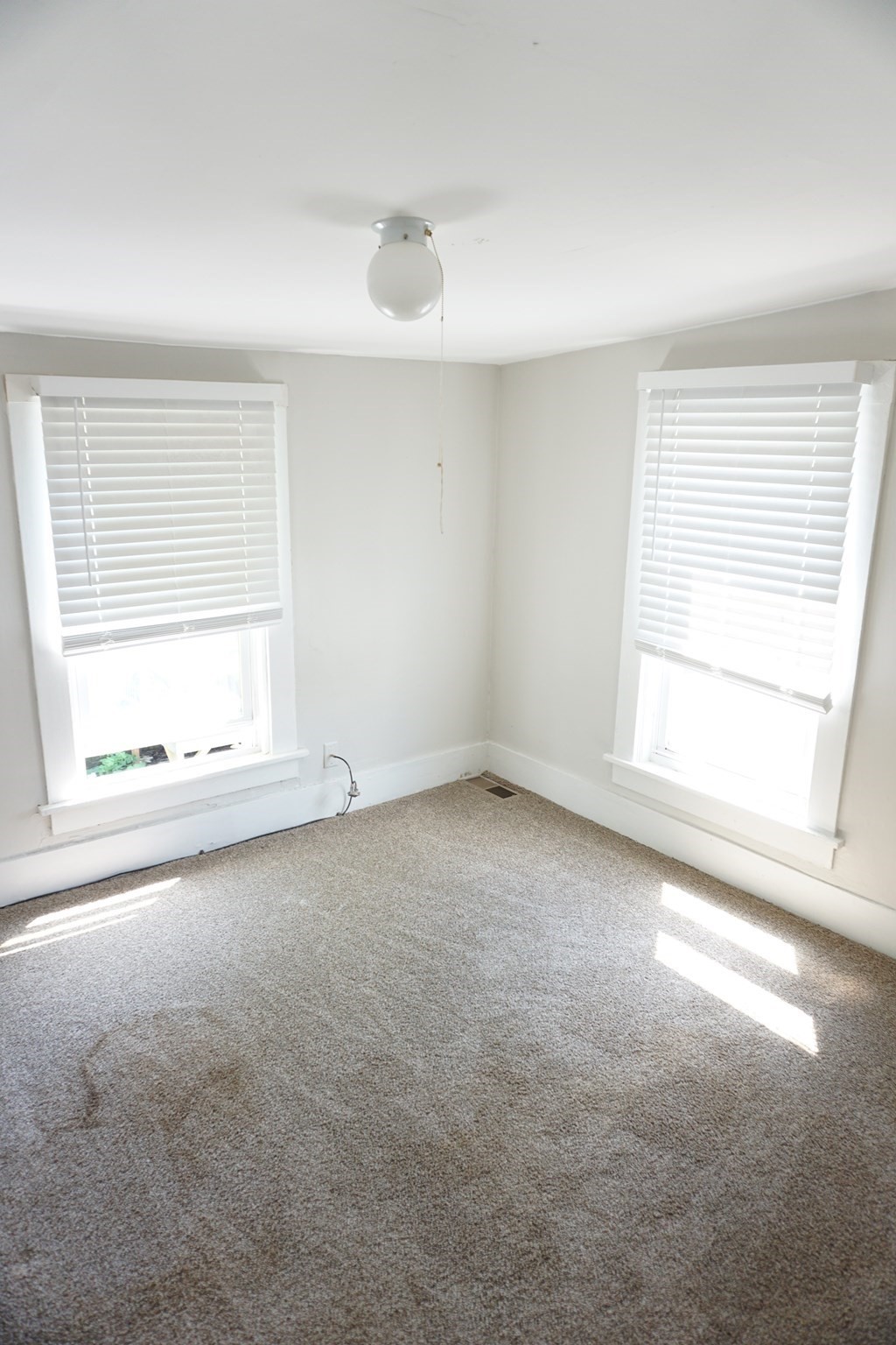 2 Pleasant St # 2 Property Photo 15