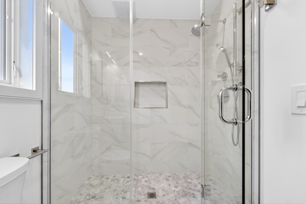 21b Kent Court # B Property Photo 27