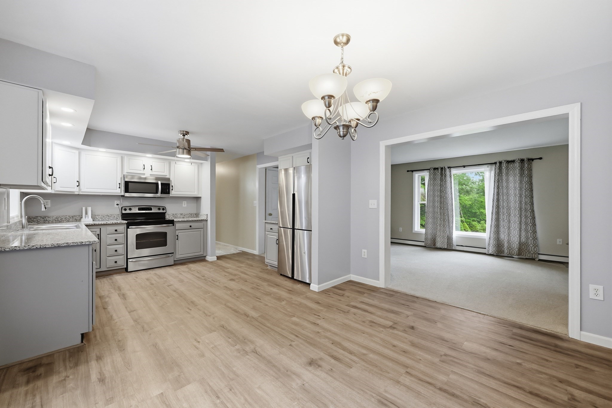 570 Woodland Way Property Photo 5