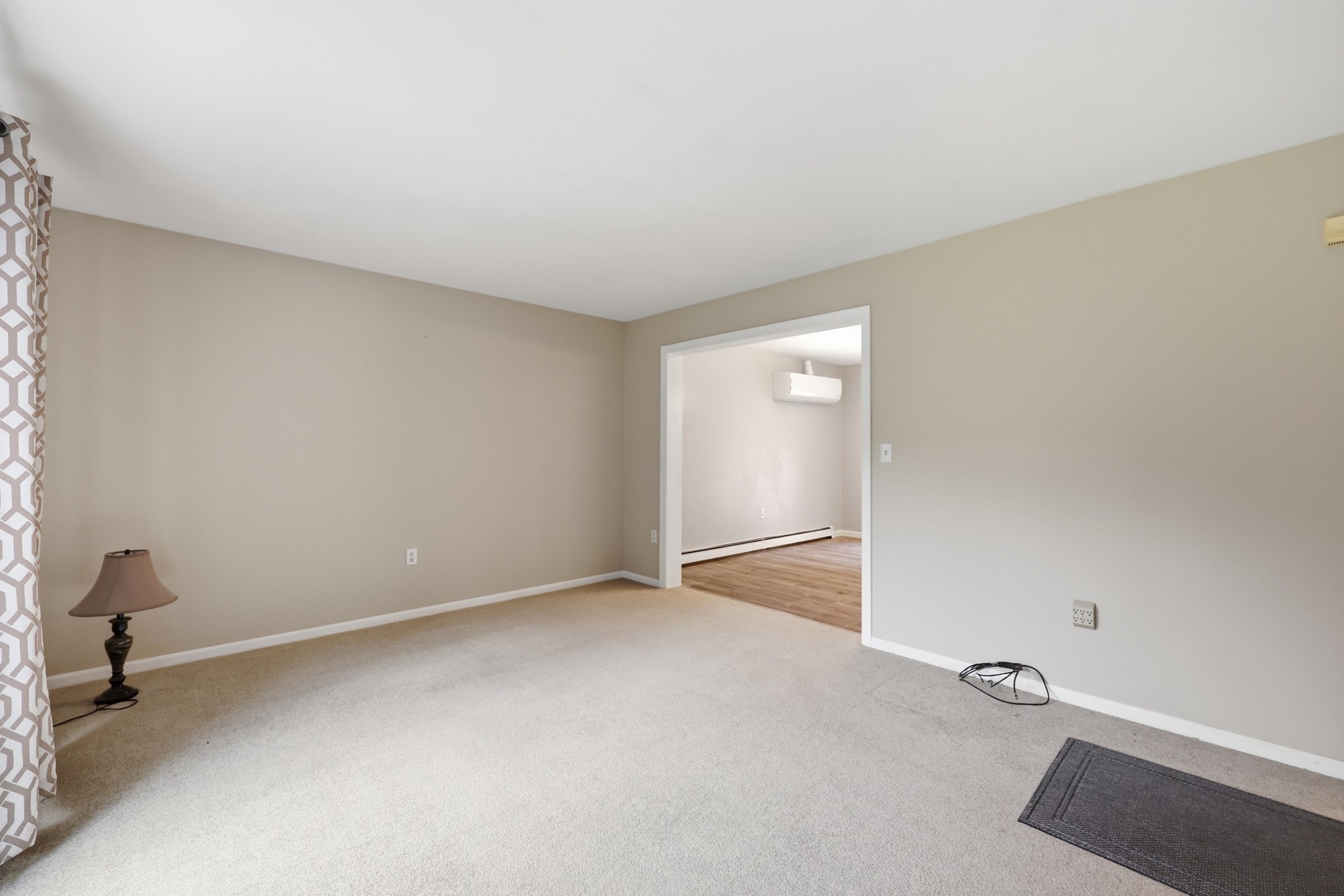 570 Woodland Way Property Photo 11