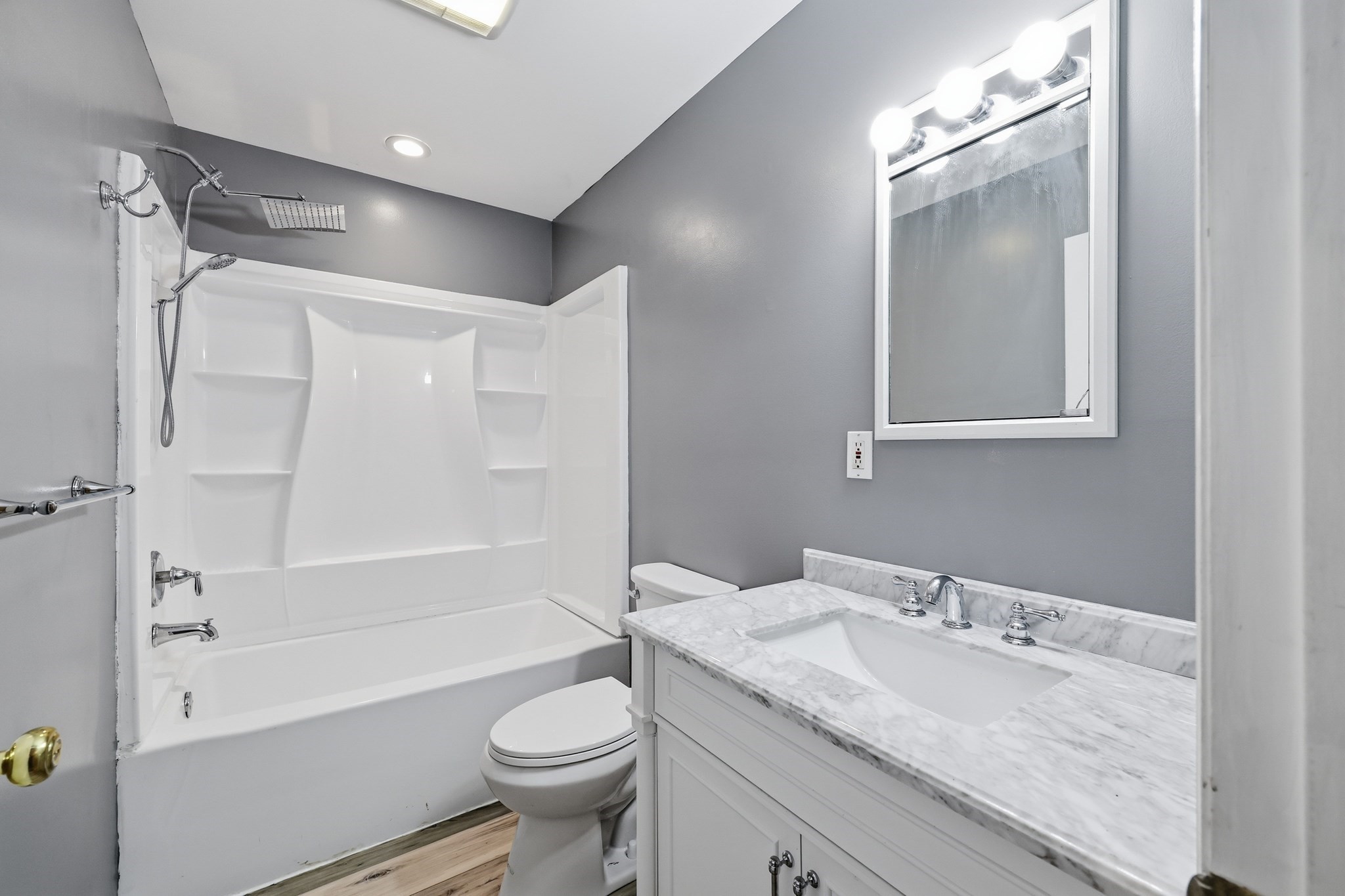 570 Woodland Way Property Photo 14