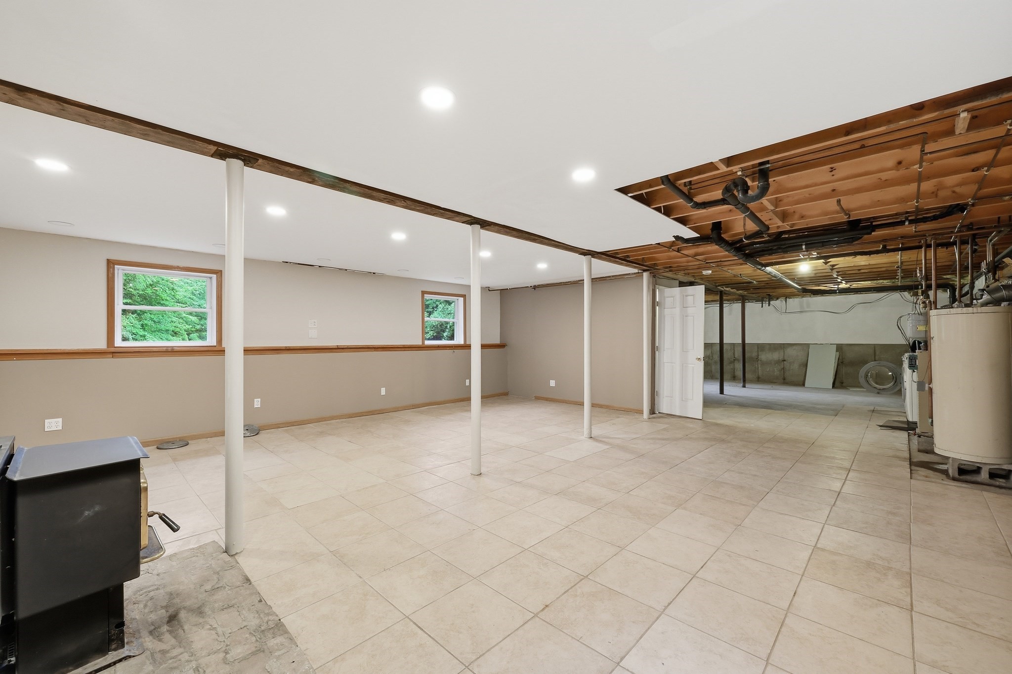 570 Woodland Way Property Photo 27