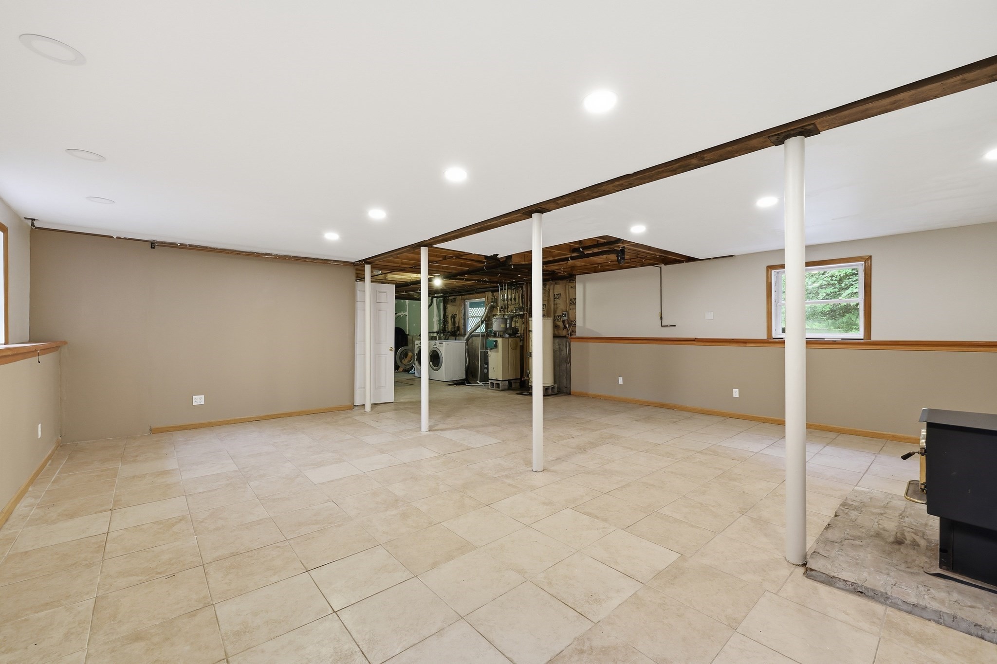 570 Woodland Way Property Photo 28