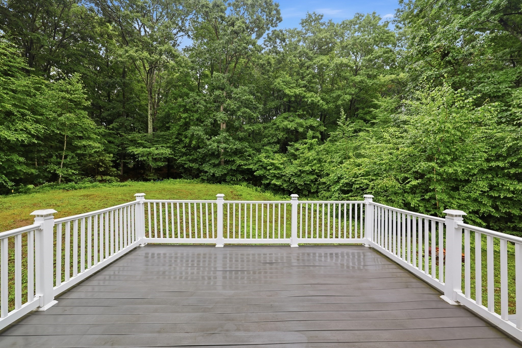 570 Woodland Way Property Photo 32