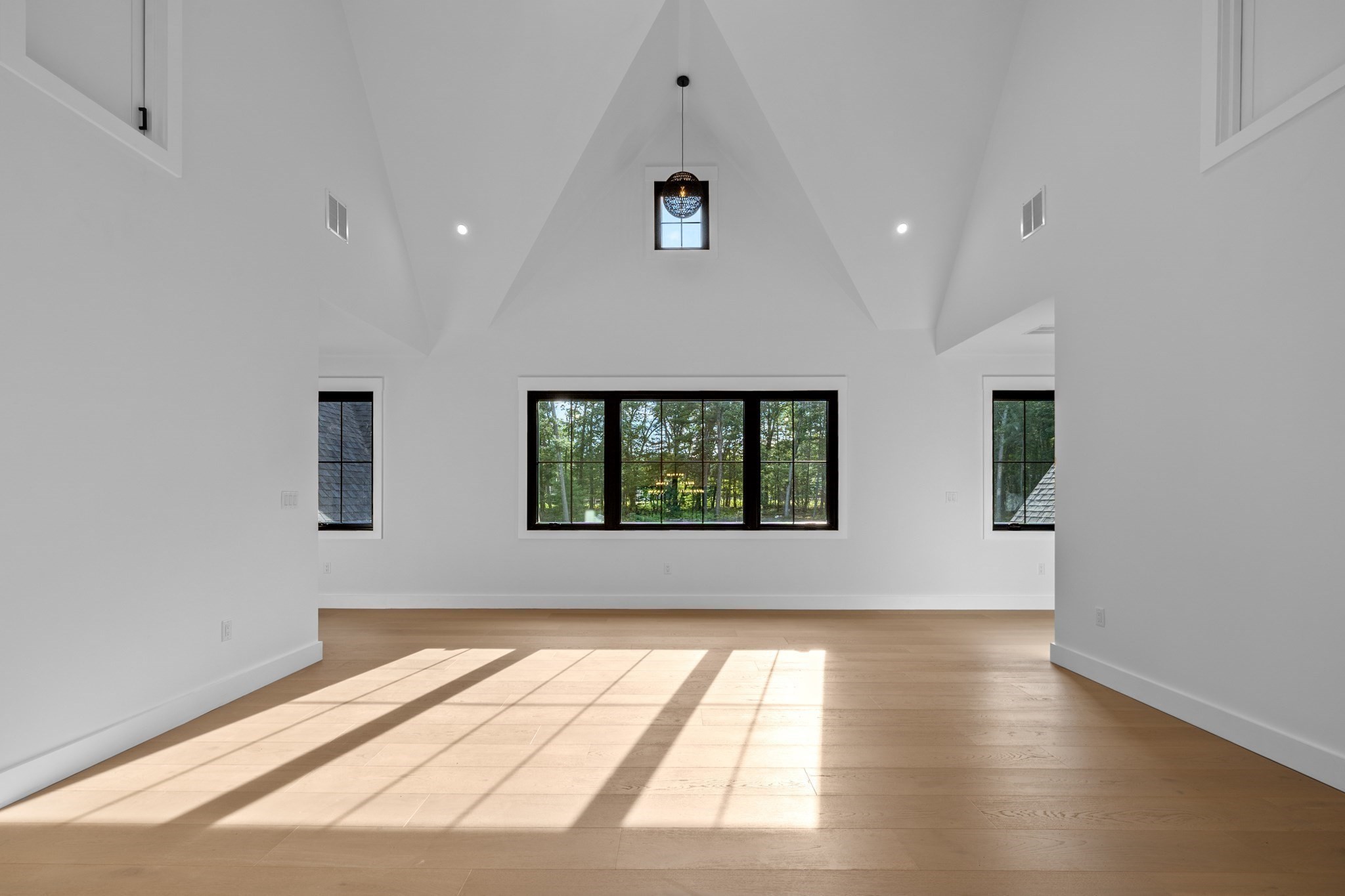 216 Greenwood Rd Property Photo 16