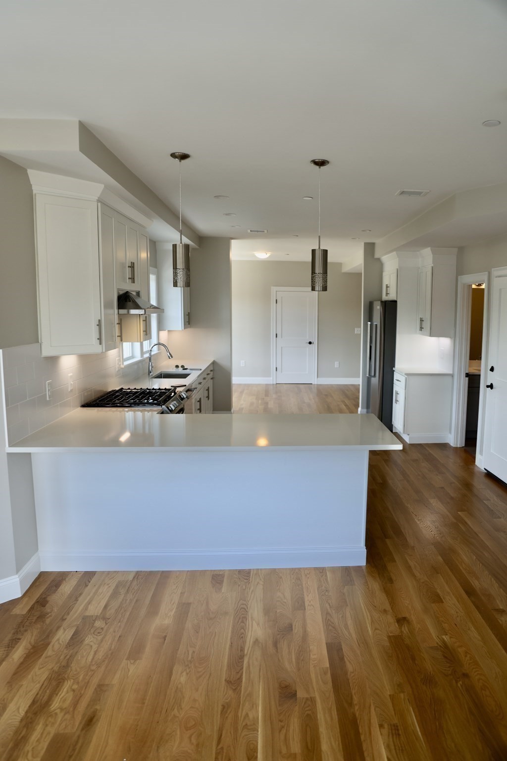 35 Chestnut St # 2 Property Photo 3