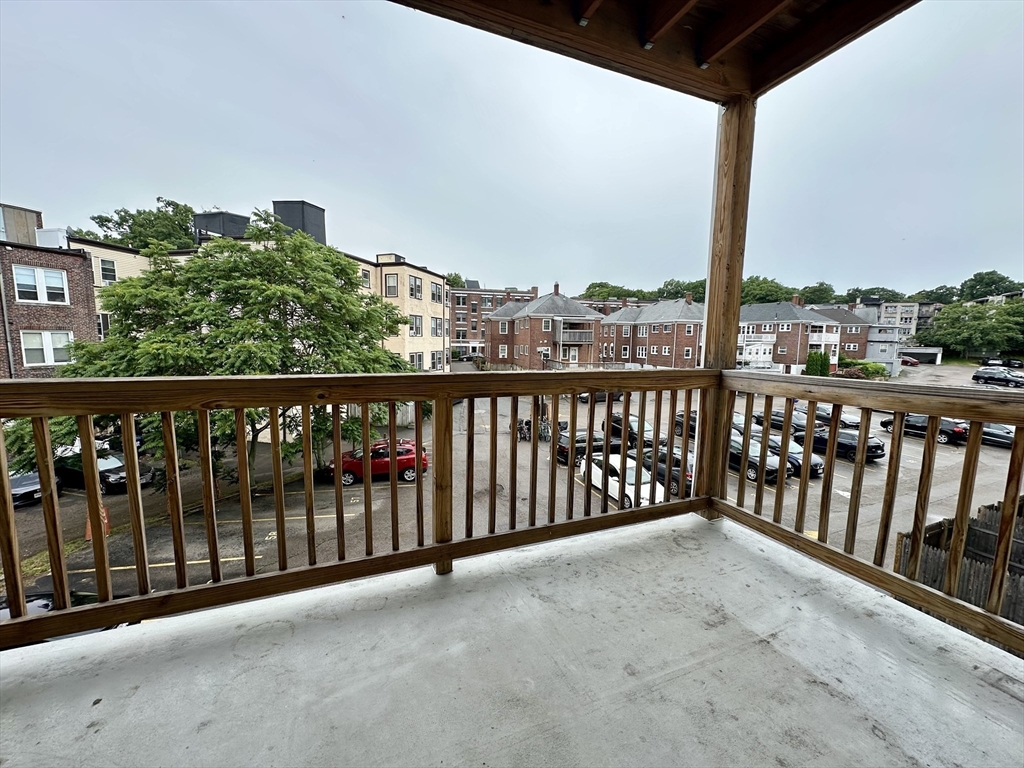 1714 Commonwealth Ave # 6 Property Photo 1