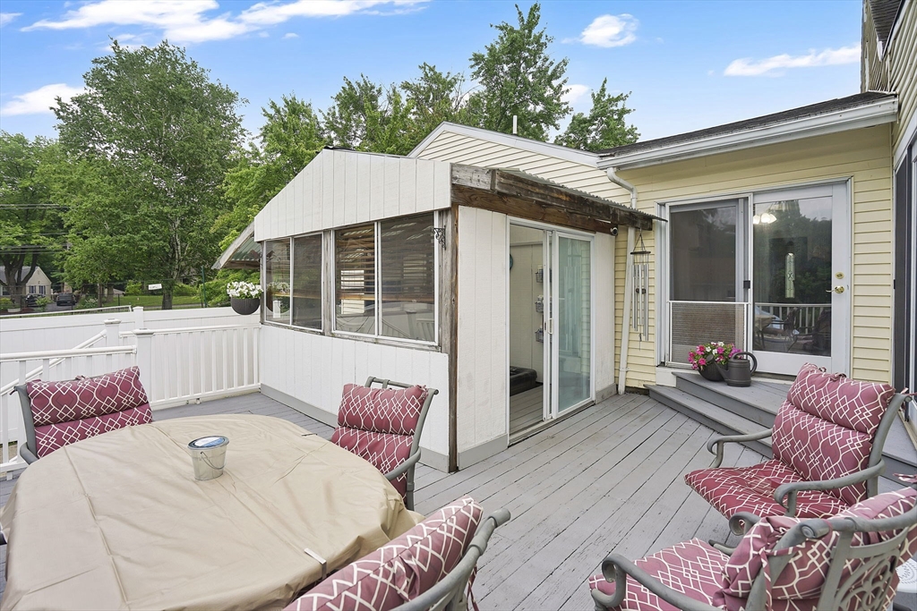 84 Judd Ave. Property Photo 12