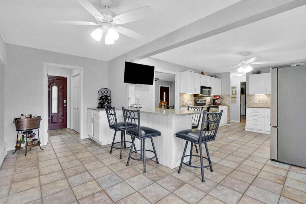 84 Judd Ave. Property Photo 15