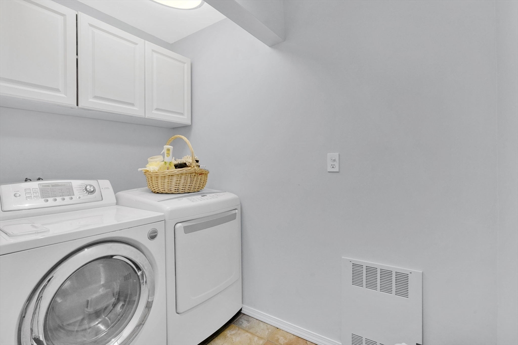 84 Judd Ave. Property Photo 18