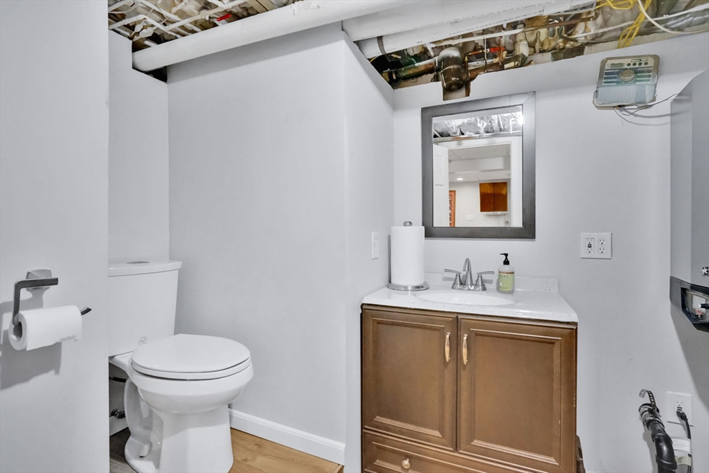 84 Judd Ave. Property Photo 38