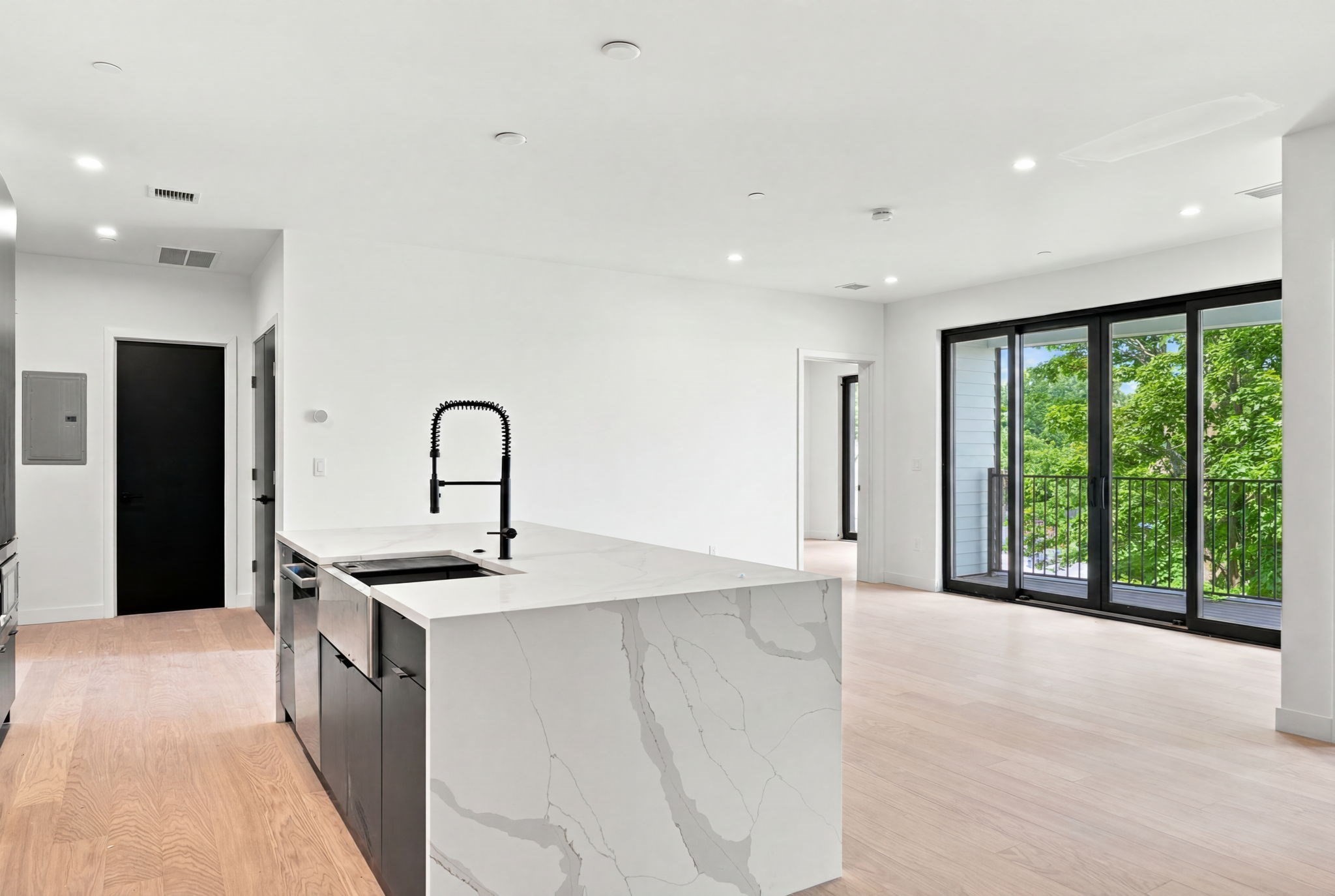 22 High Street # 203 Property Photo 8