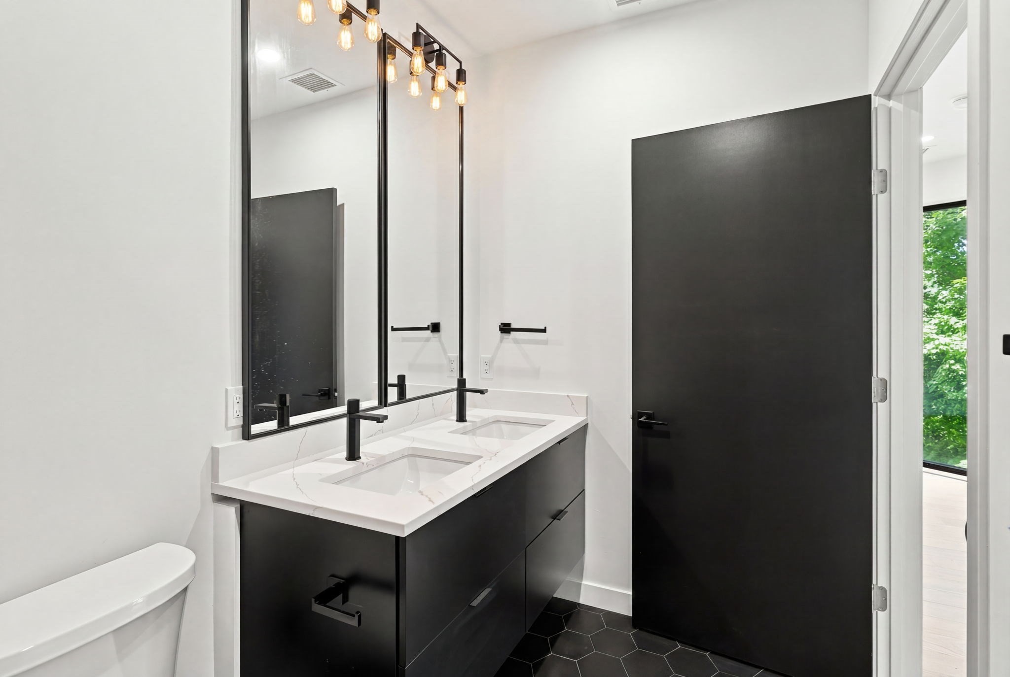 22 High Street # 203 Property Photo 10