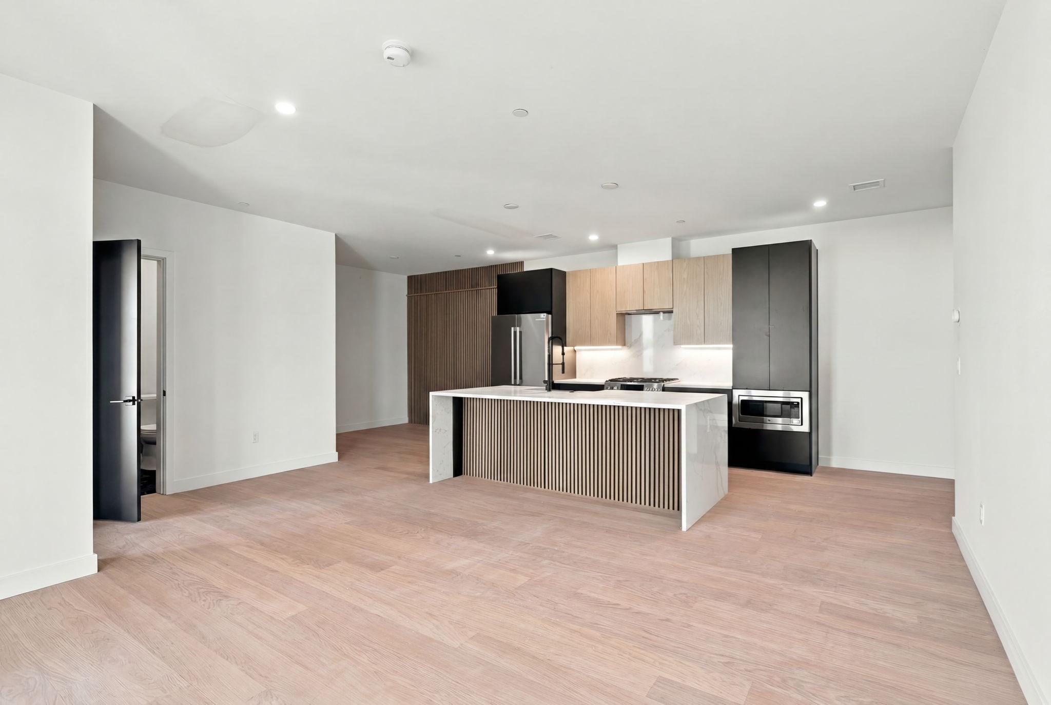 22 High Street # 203 Property Photo 23