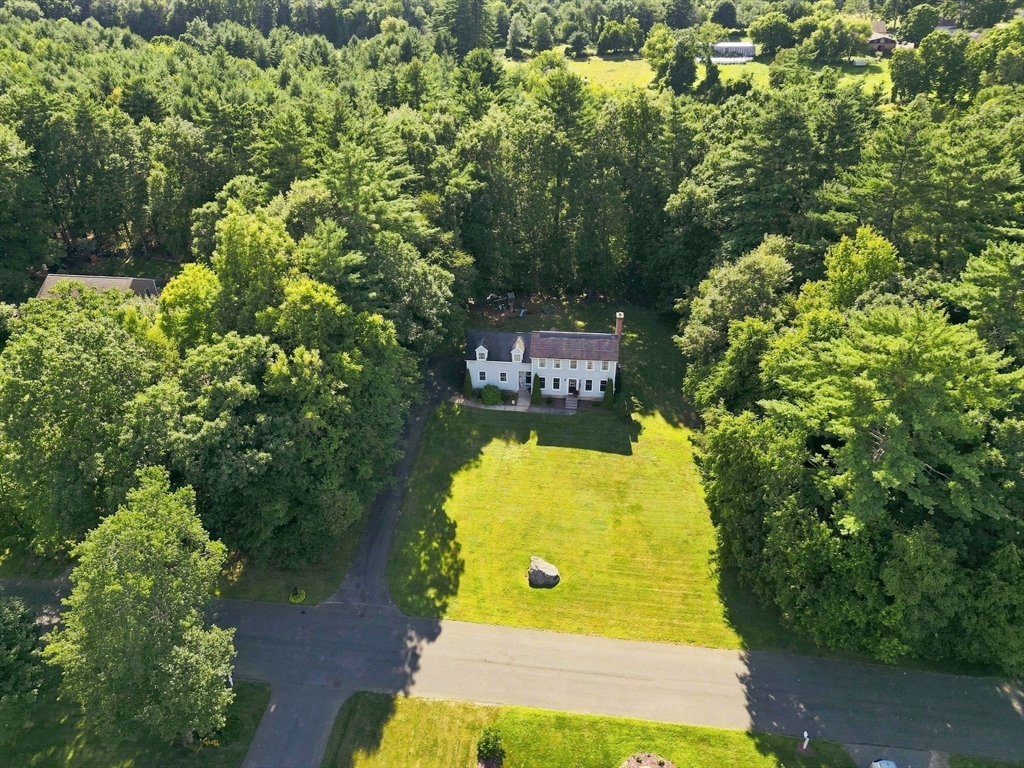 30 Sylvan Circle Property Photo 13