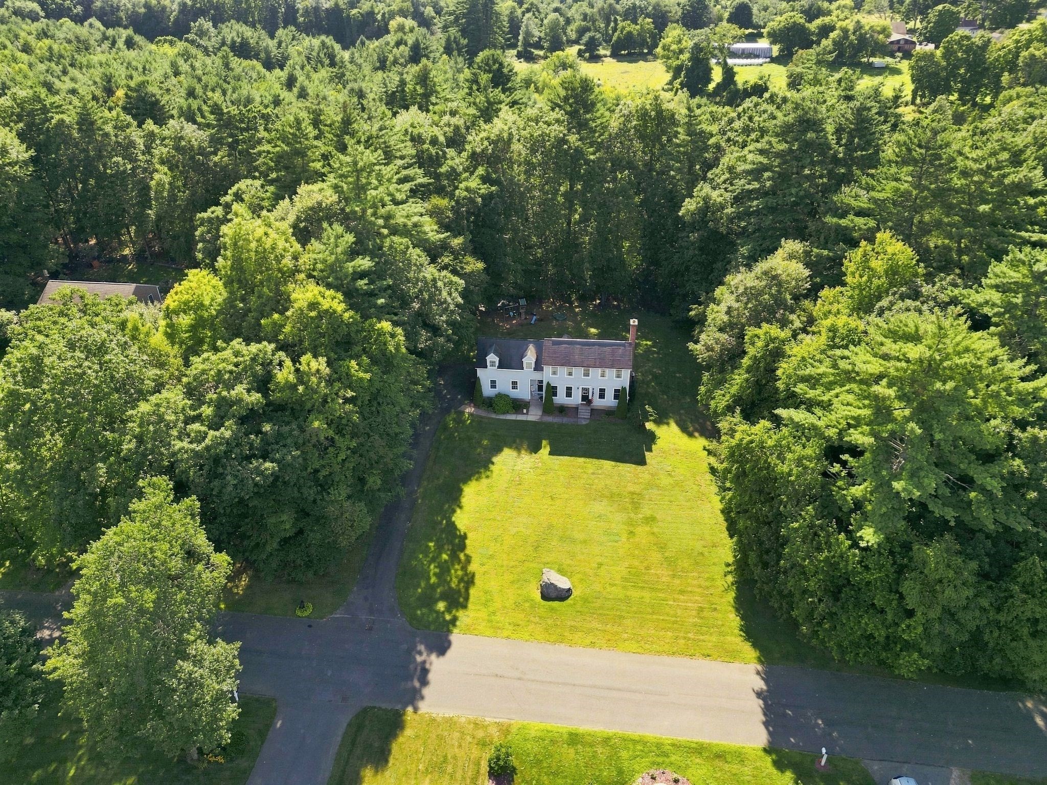 30 Sylvan Circle Property Photo 13