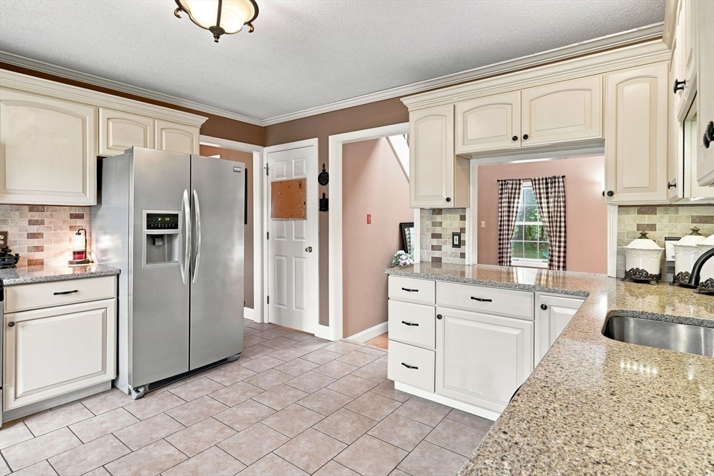 30 Sylvan Circle Property Photo 24
