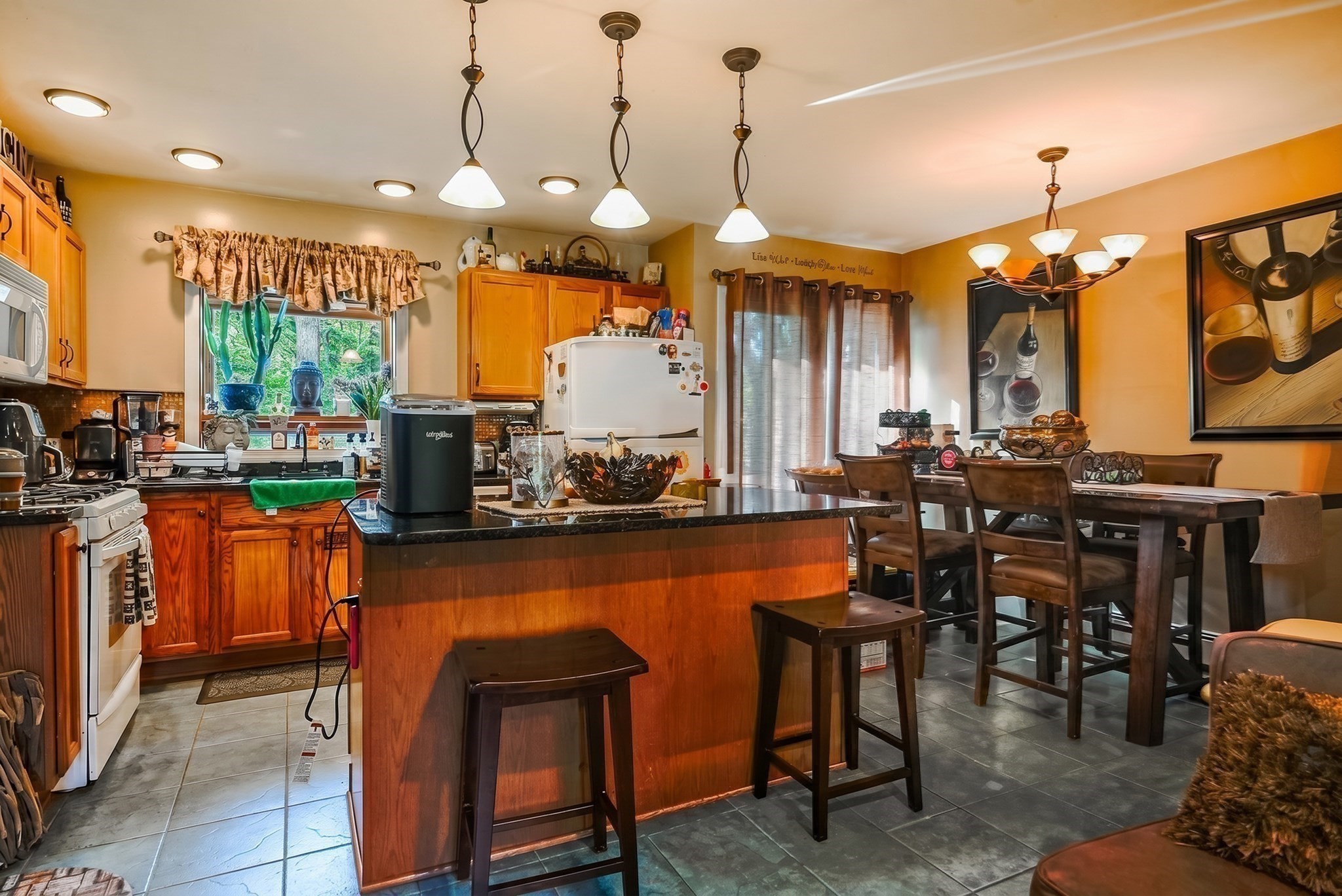 785 Lees River Property Photo 7