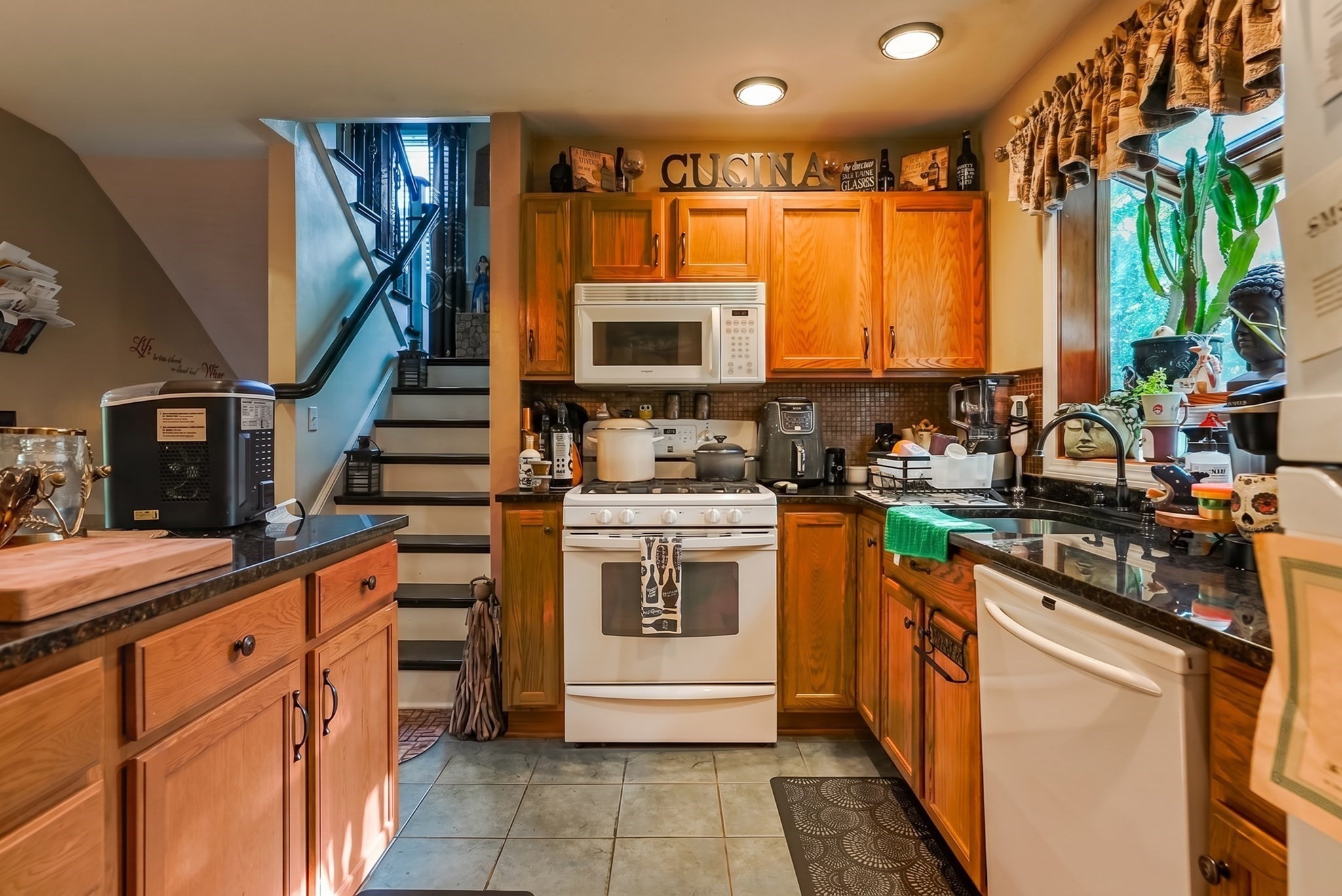 785 Lees River Property Photo 10