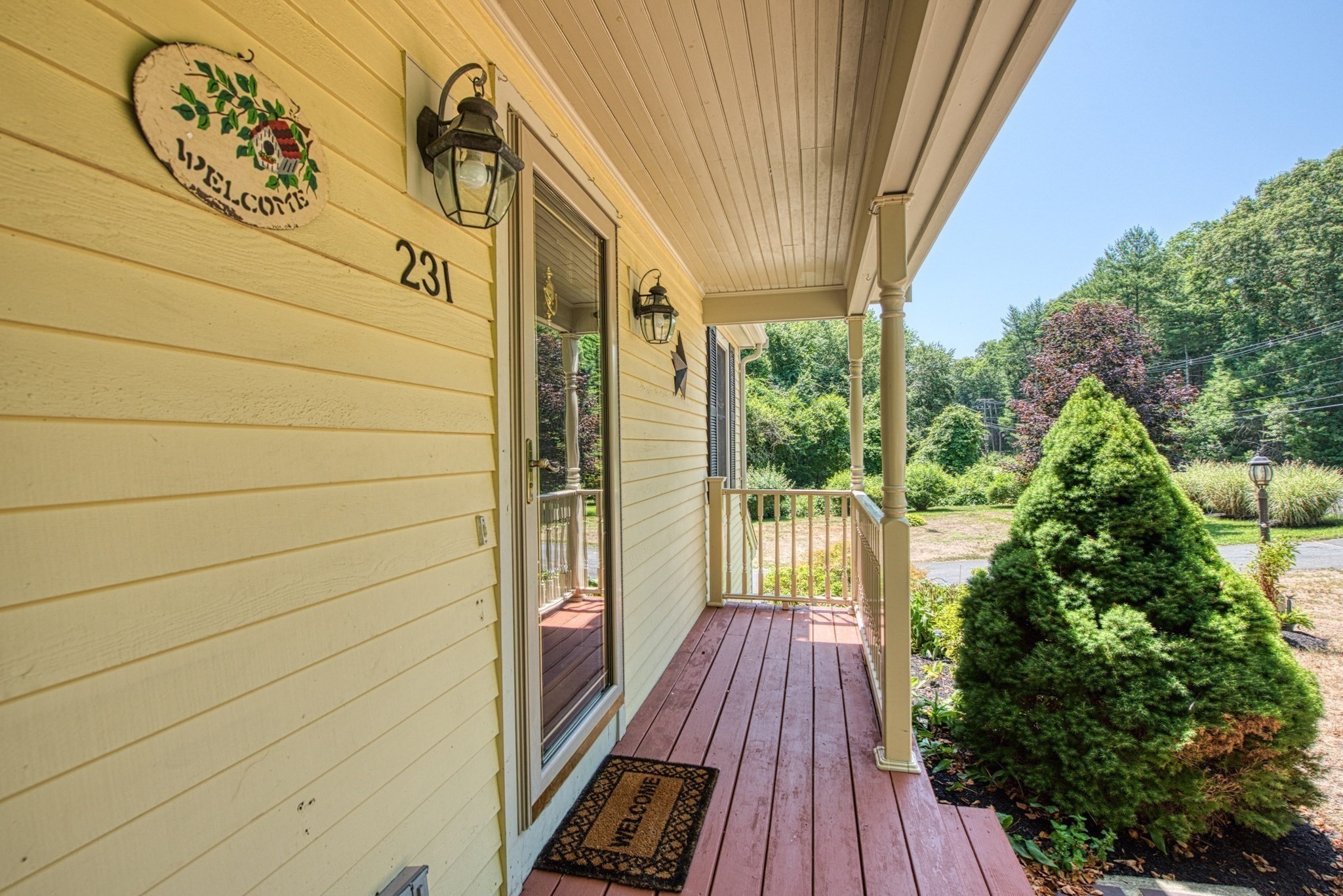 231 Thompson Street Property Photo 8