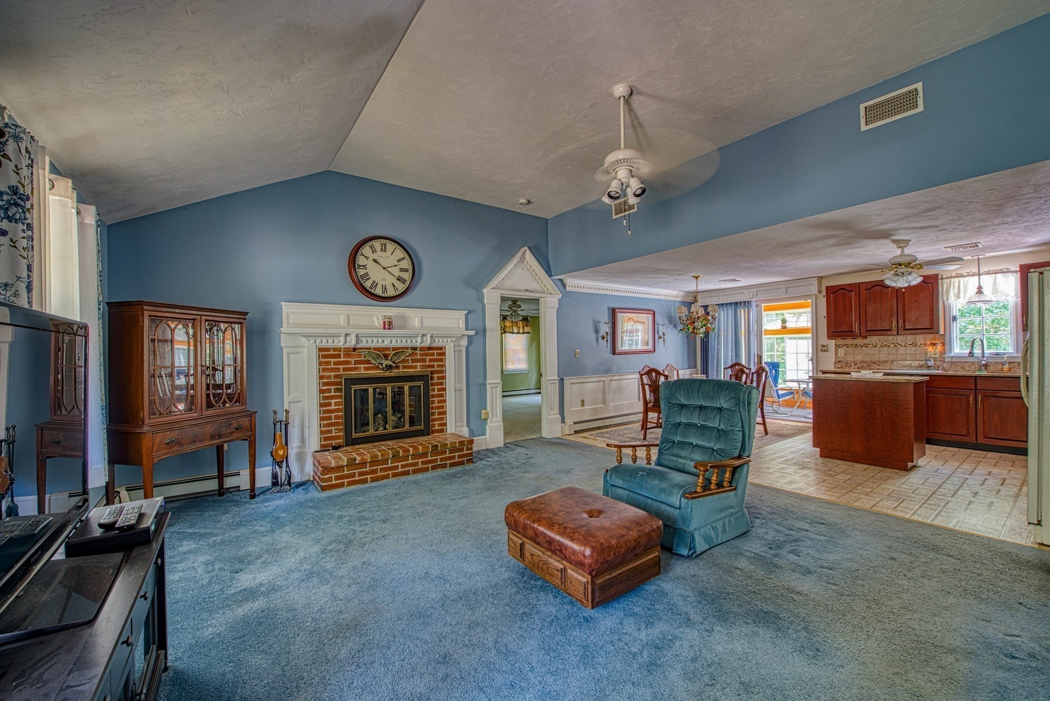 231 Thompson Street Property Photo 14