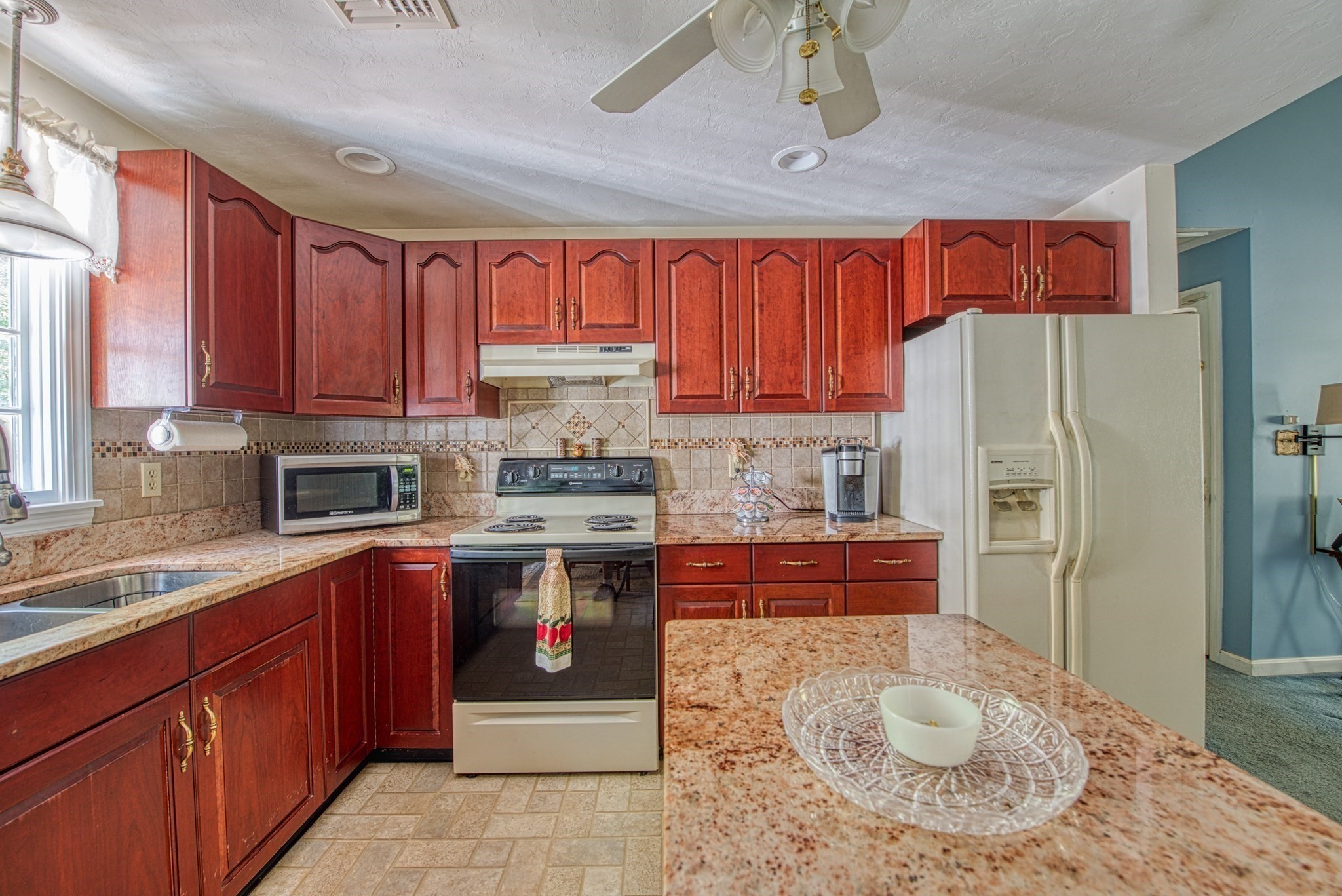 231 Thompson Street Property Photo 17