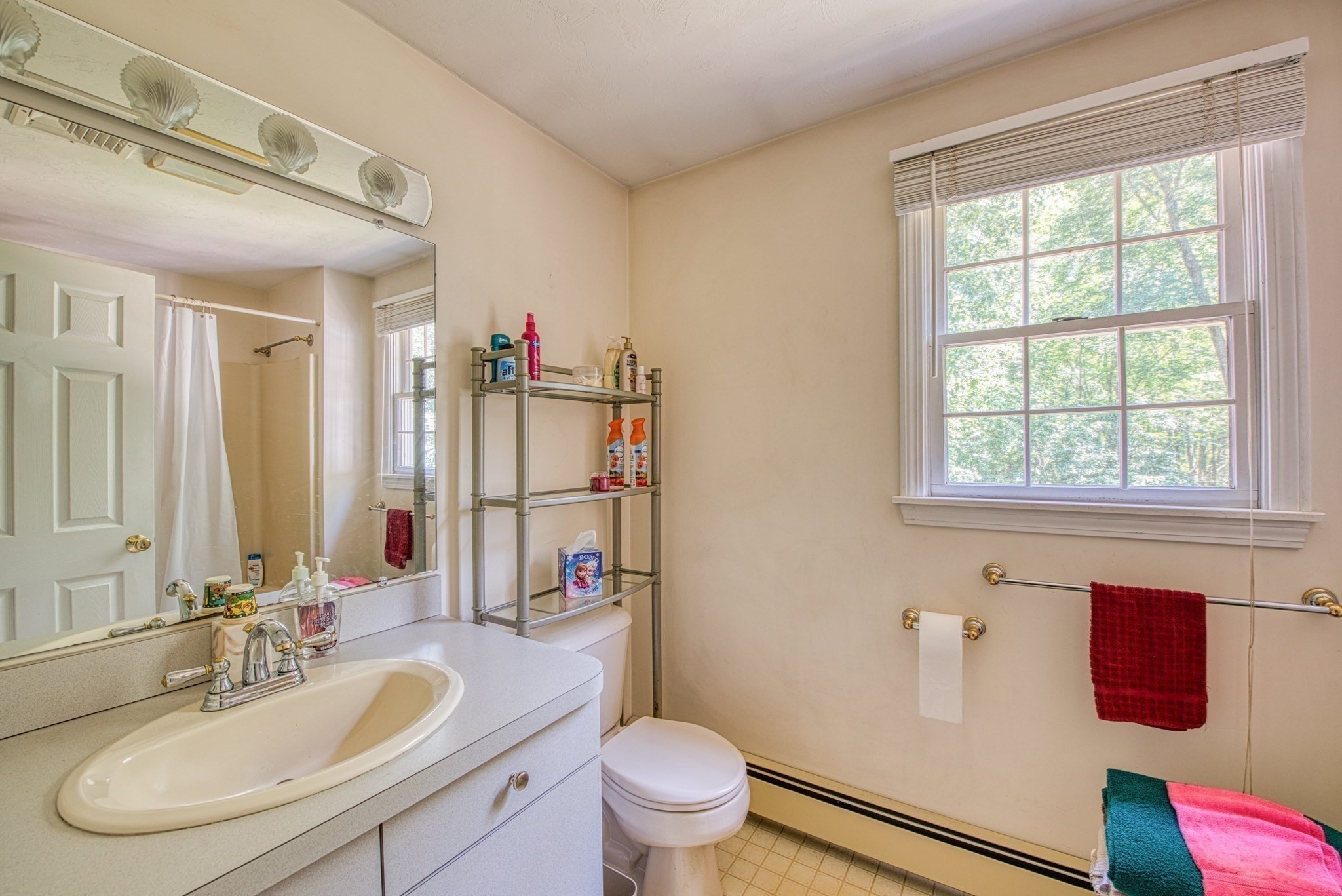 231 Thompson Street Property Photo 28