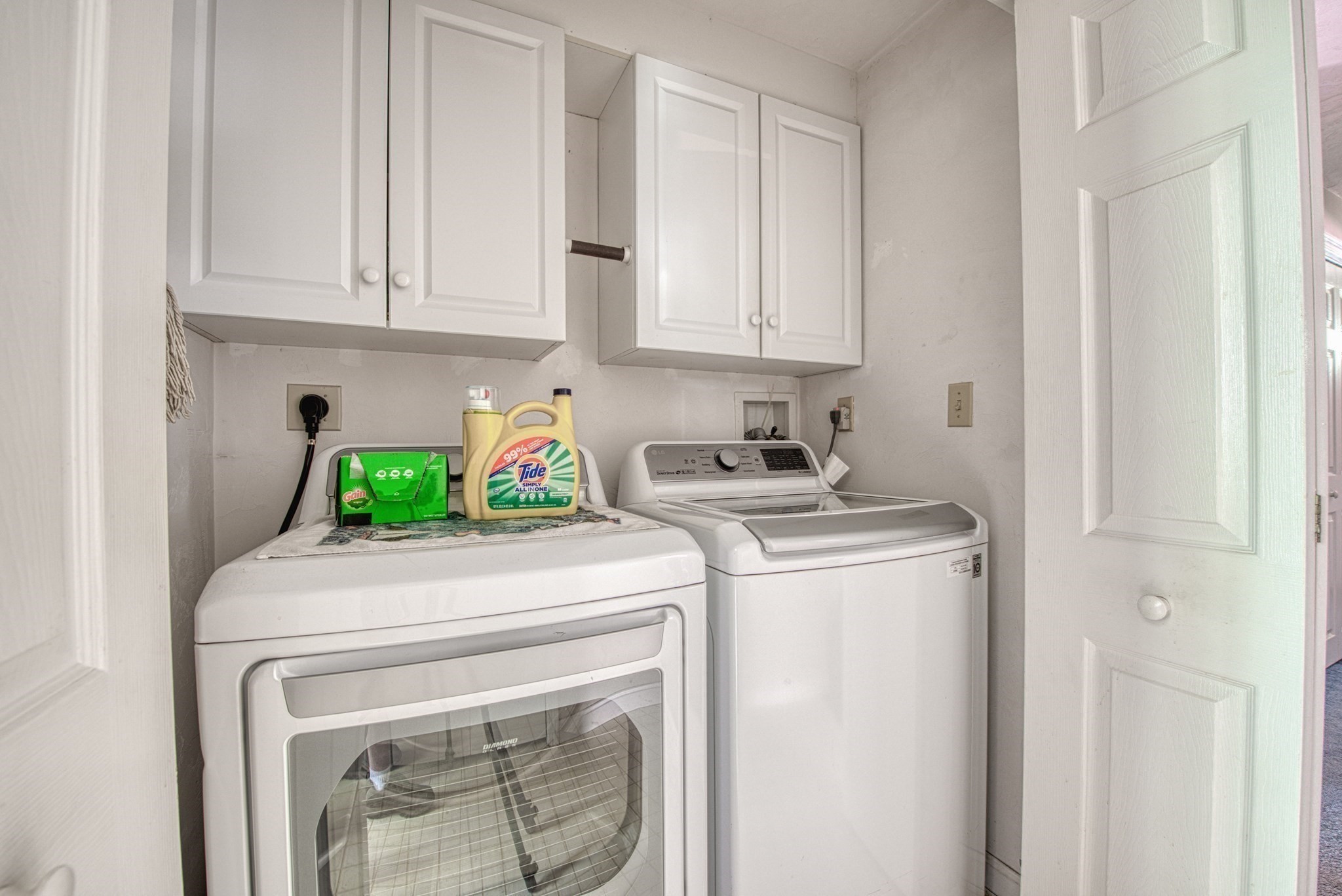231 Thompson Street Property Photo 29